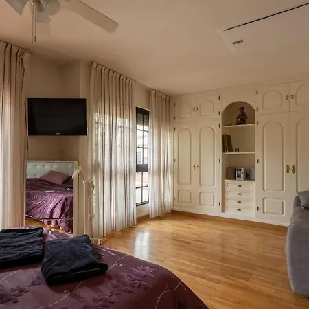 Casa Guadalmar Beach בית נופש מאלגה