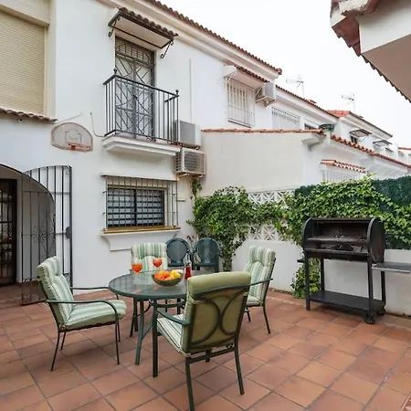 Casa Guadalmar Beach מאלגה